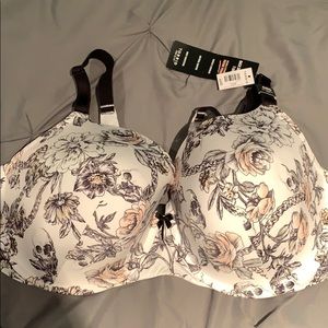 Torrid 360 Back smoothing T-shirt bra